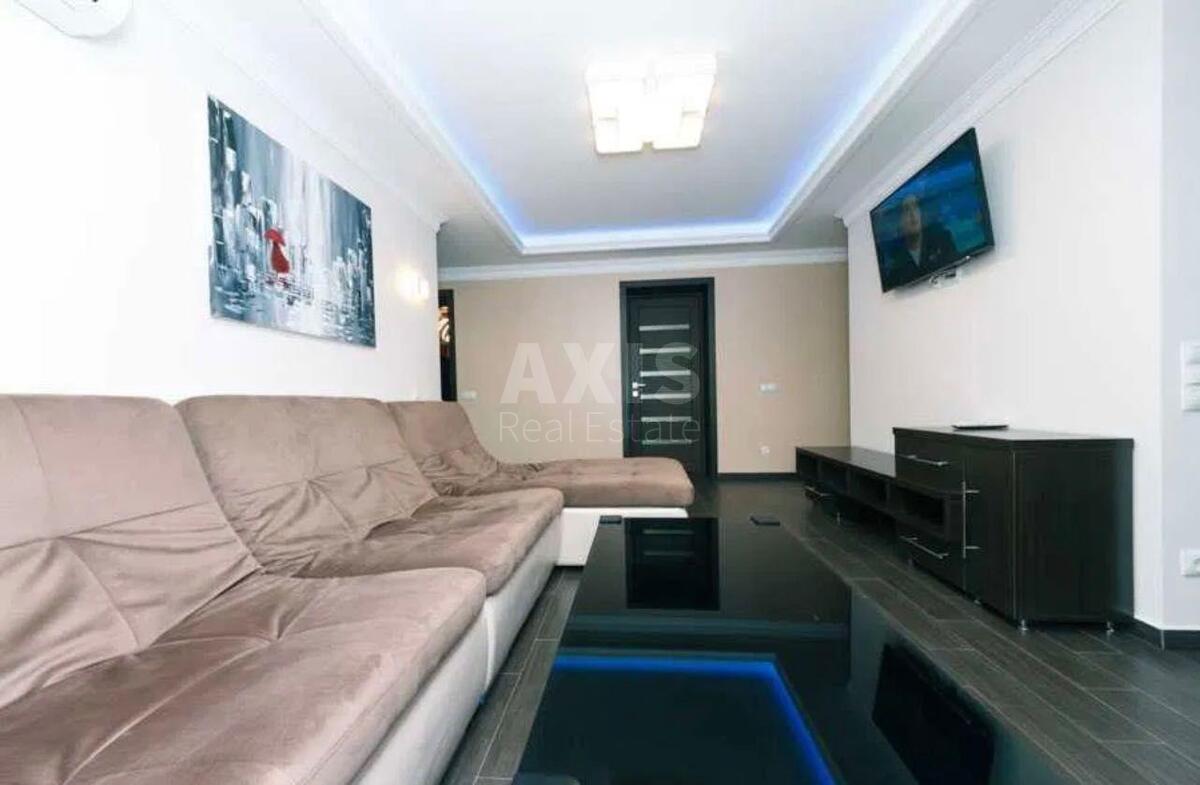 1k apartment bul. Lesi Ukrai'nky 143