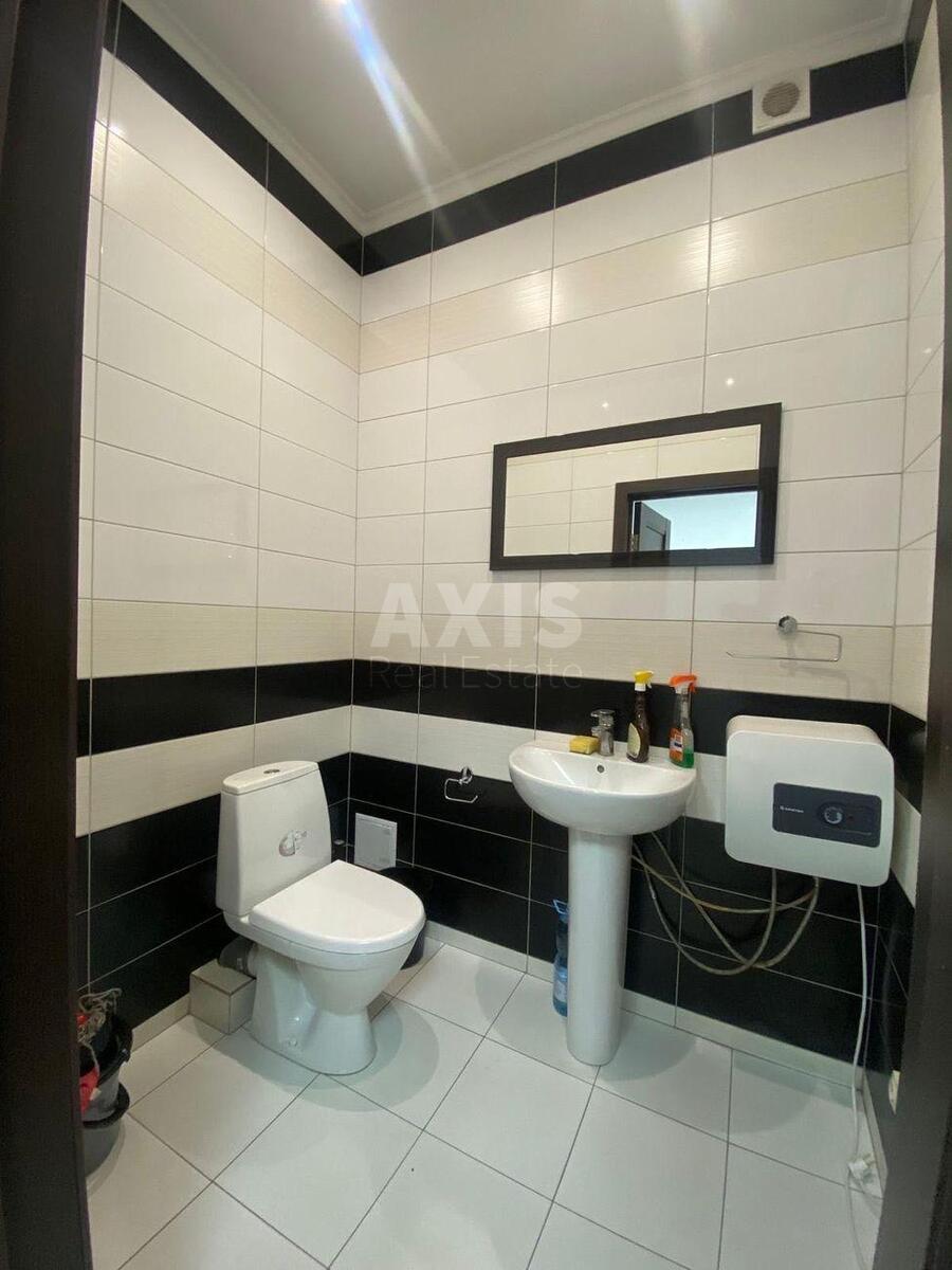 Office uzv. Klovs'kyj 7, 154m2598978
