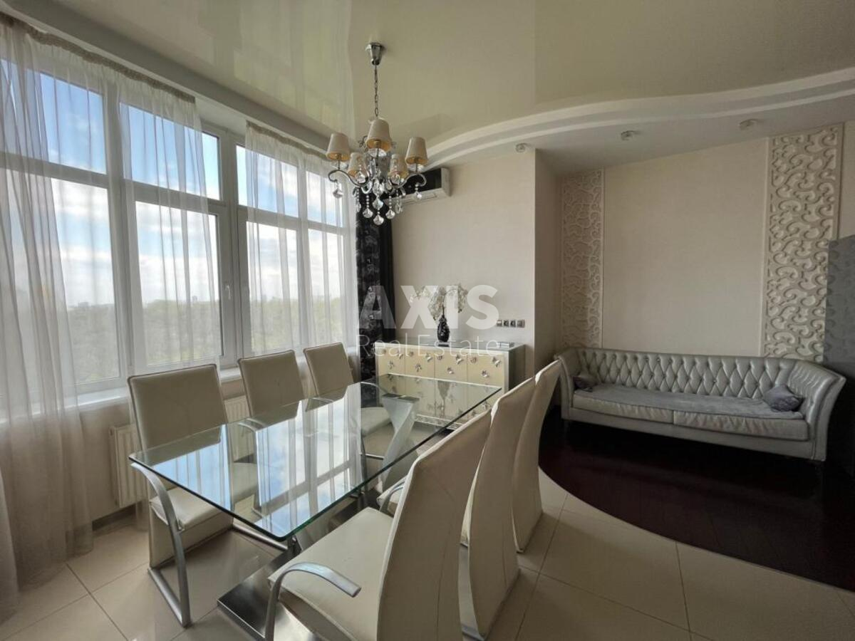 3k apartment vul. Solom'jans'ka 15а0