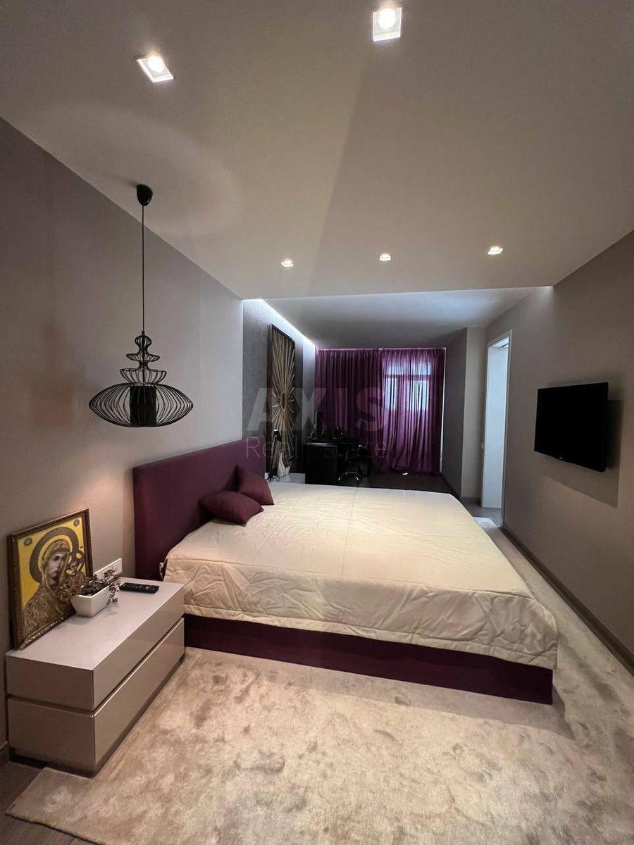 3k apartment vul. Shums'kogo Jurija 3Г9