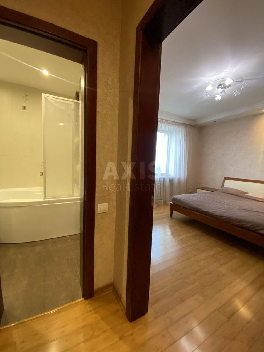 3k apartment vul. Irchana Myroslava 105