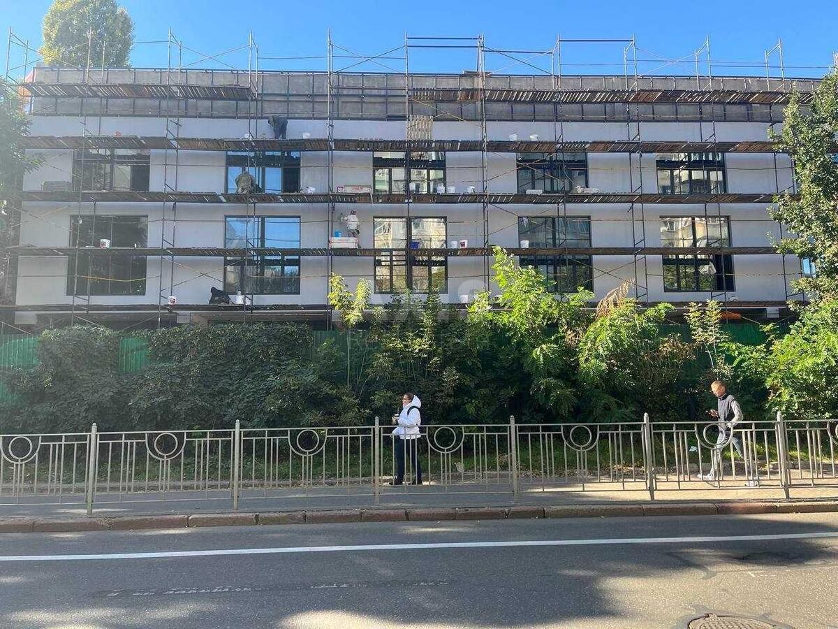 Trade object vul. Mezhygirs'ka 55/20, 1000m2613060