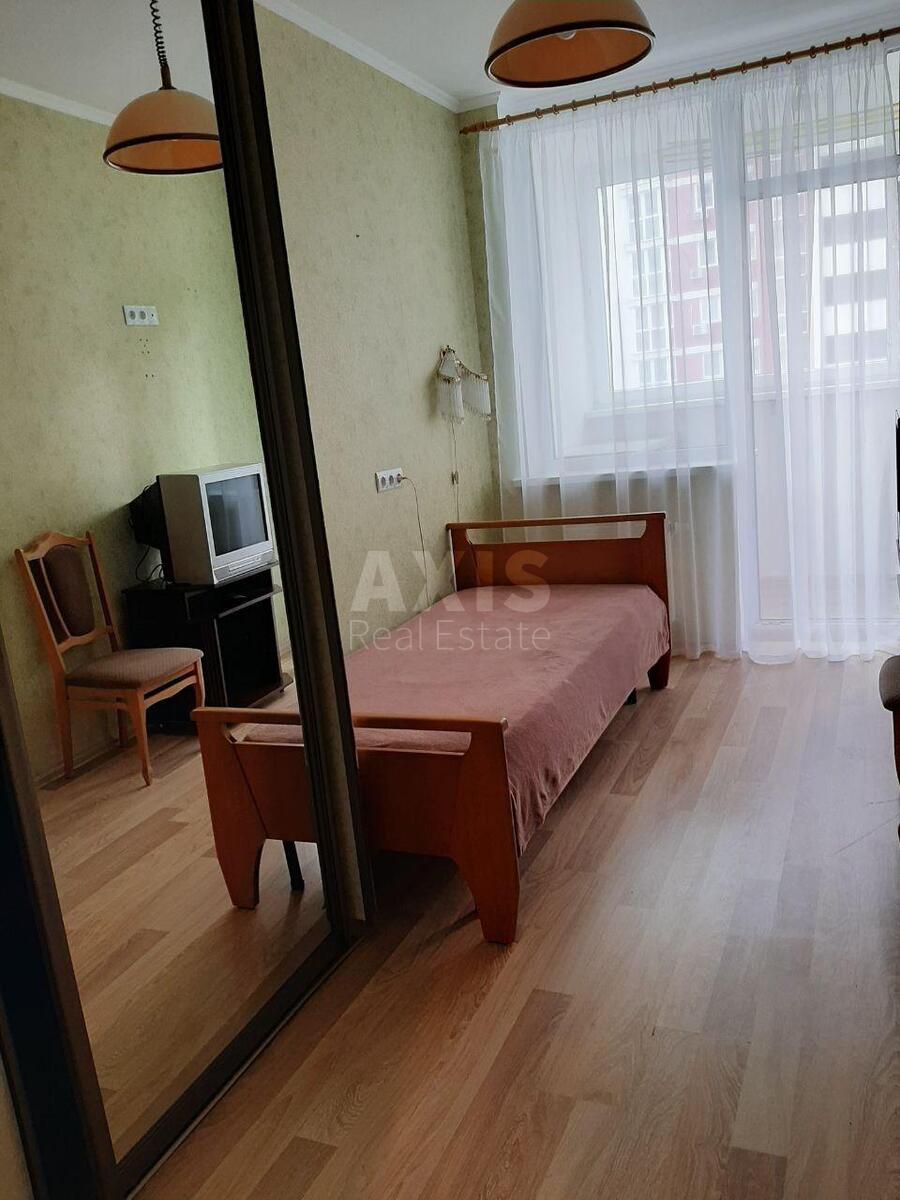 1k apartment vul. Dragomanova 2А3