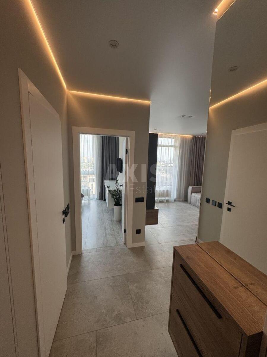 1k apartment vul. Saljutna 2А565694