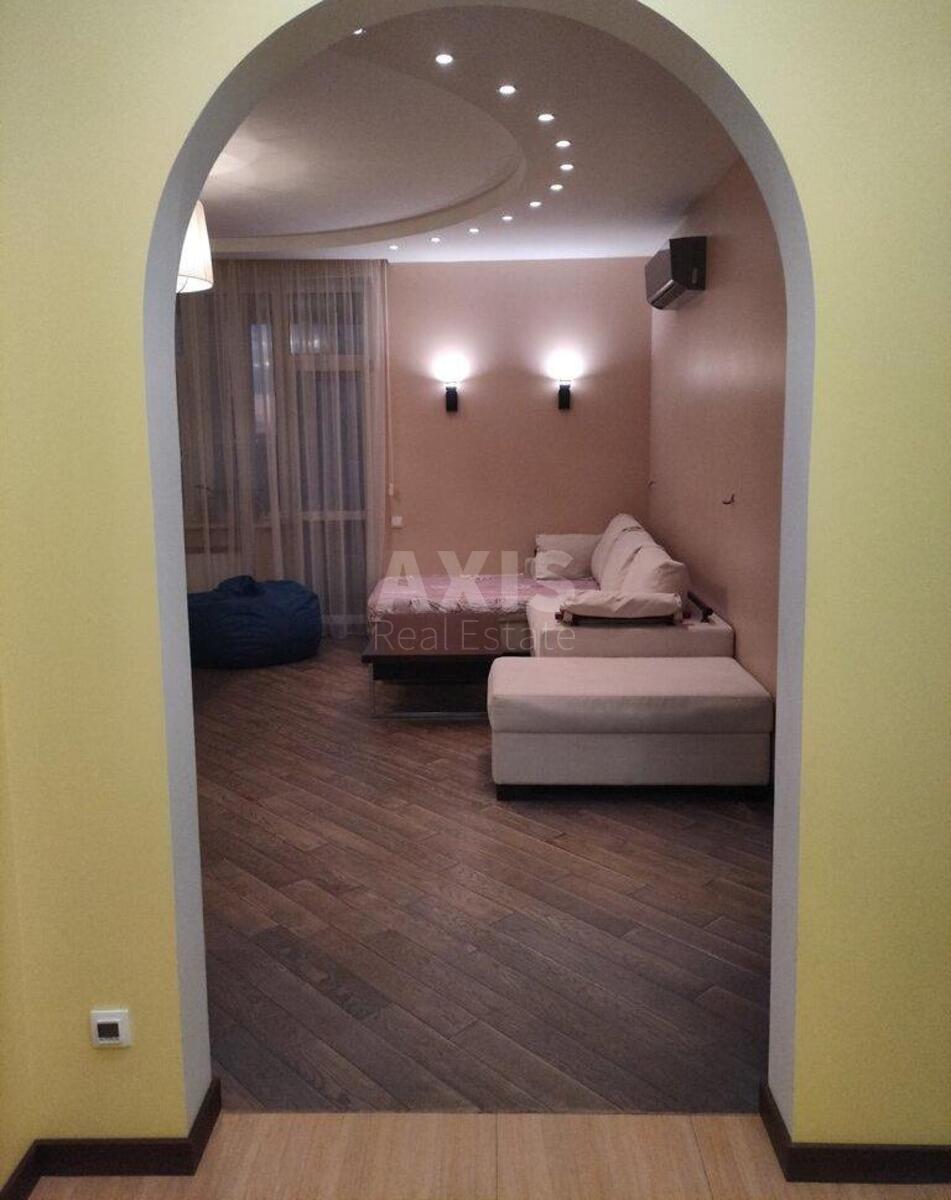 3к квартира ул. Старонаводницкая 6Б614984