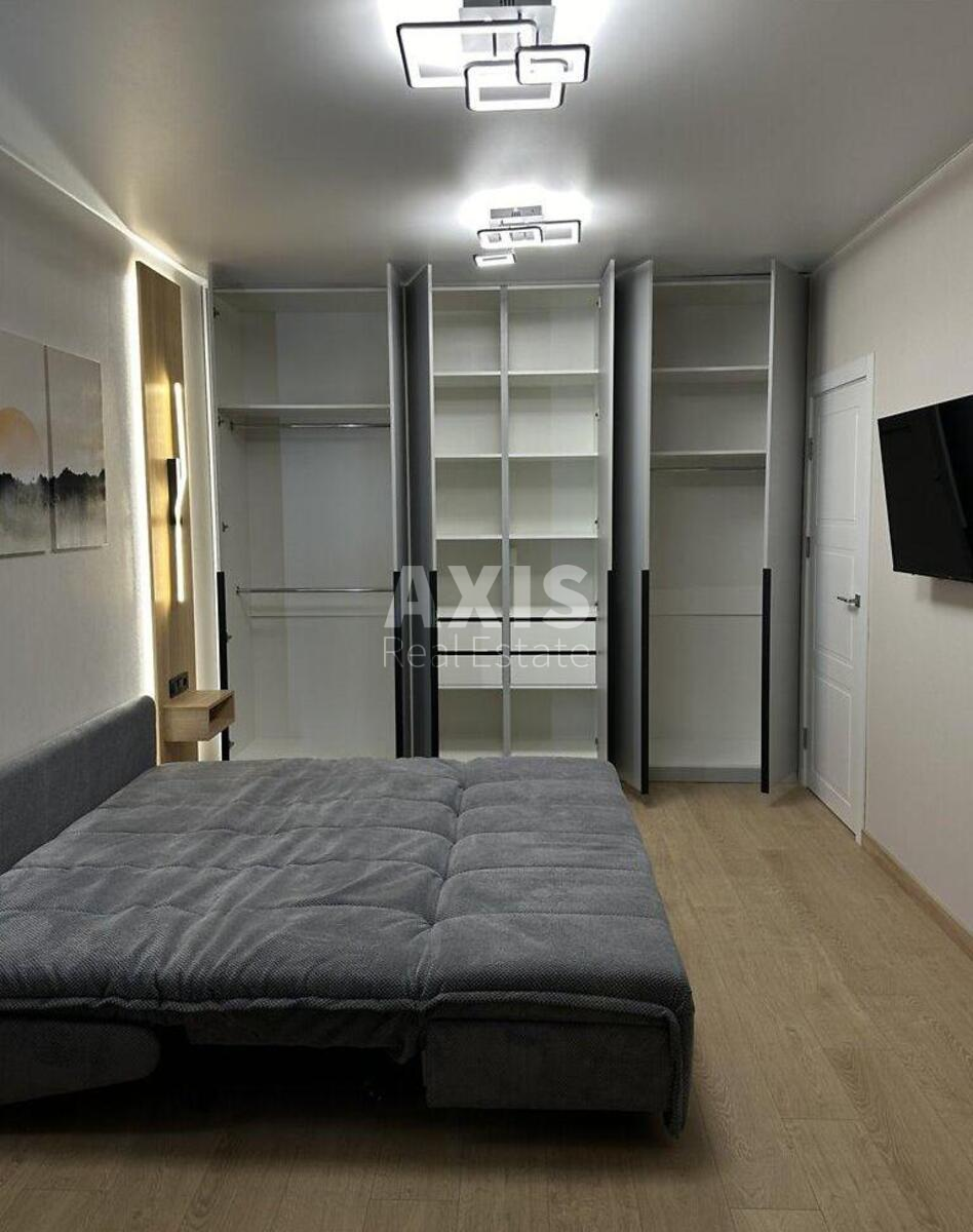 1k apartment pr-t Povitryanykh Syl 56615844