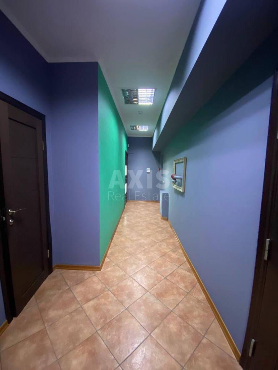Office vul. Rudans'kogo Stepana 3А, 253m210