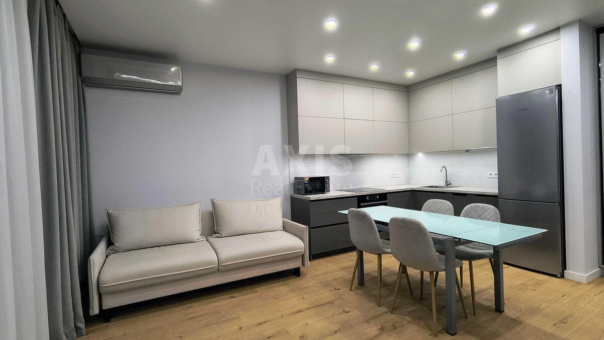 1k apartment vul. Sholudenka 30