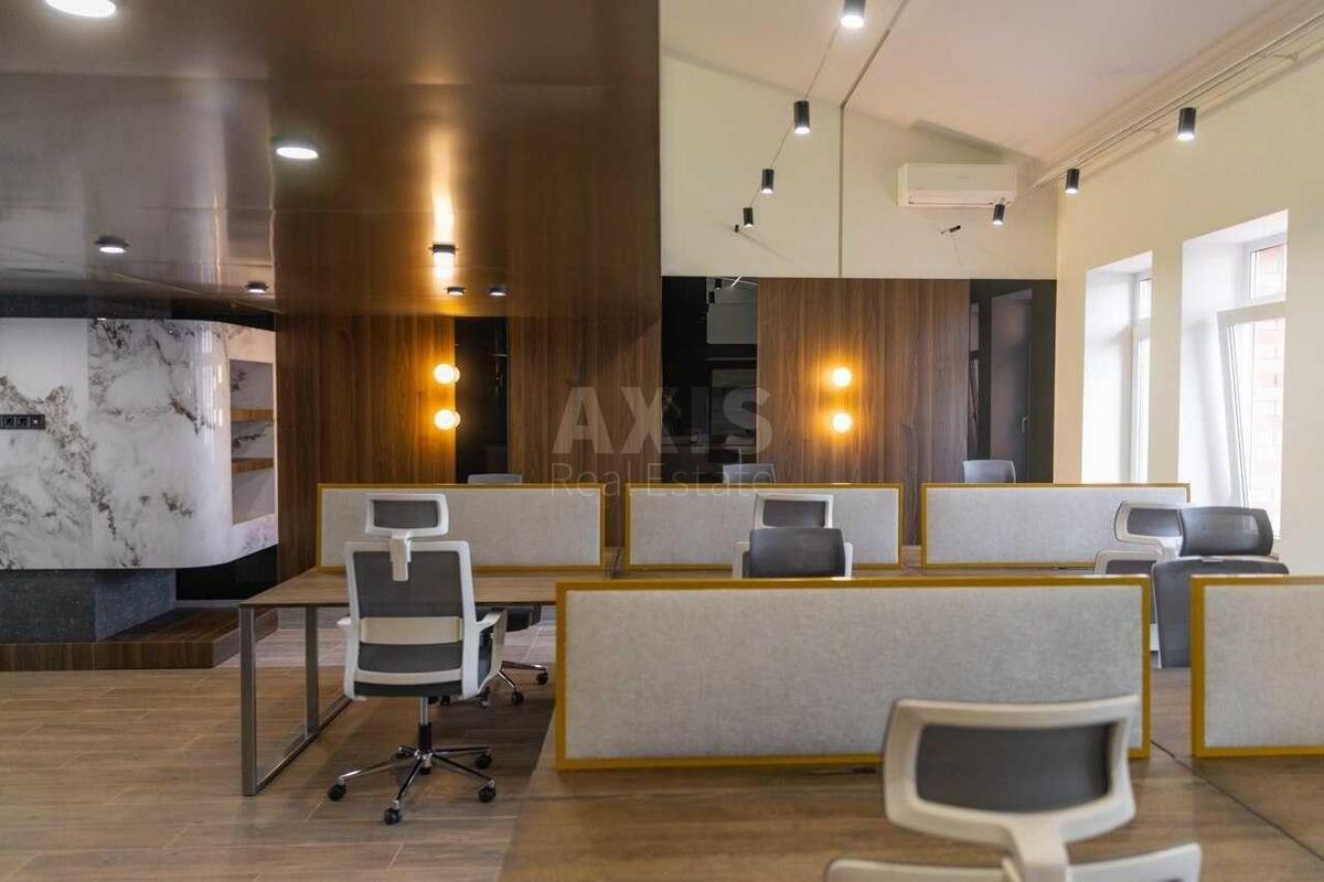Office vul. Panasa Myrnogo 8, 170m2566061