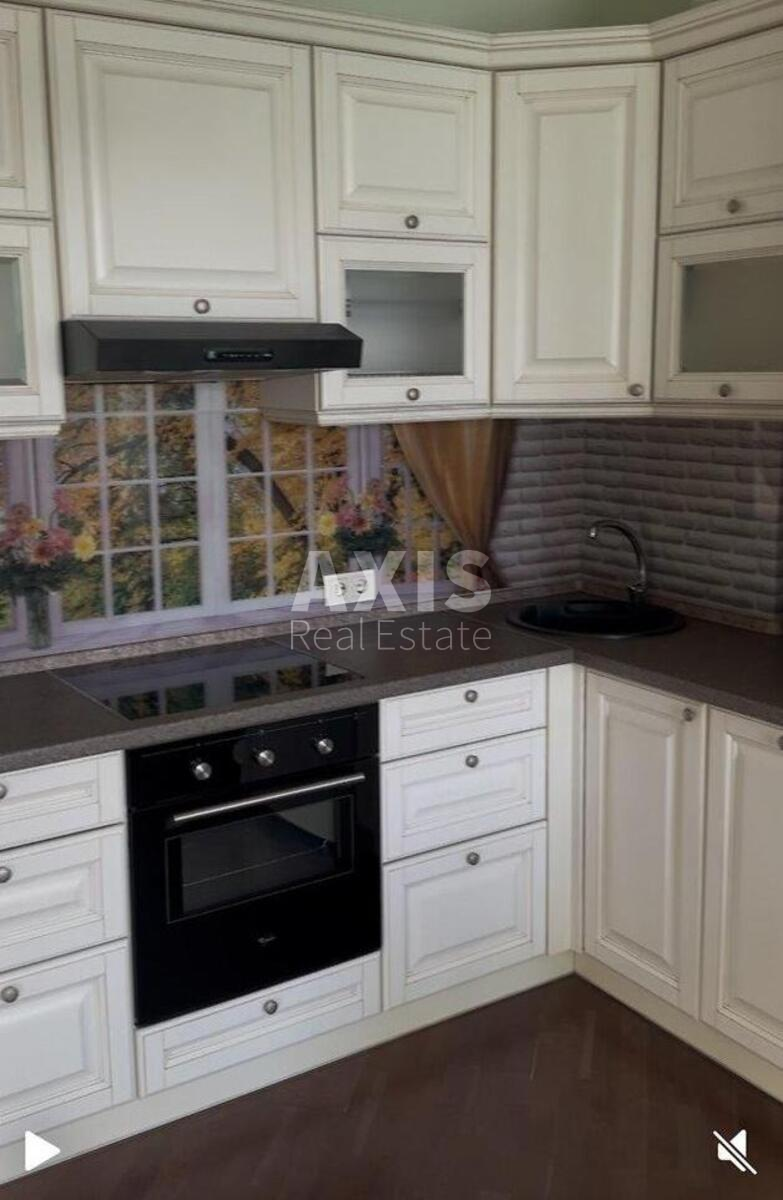 1k apartment vul. Ahmatovoi' Anny 22