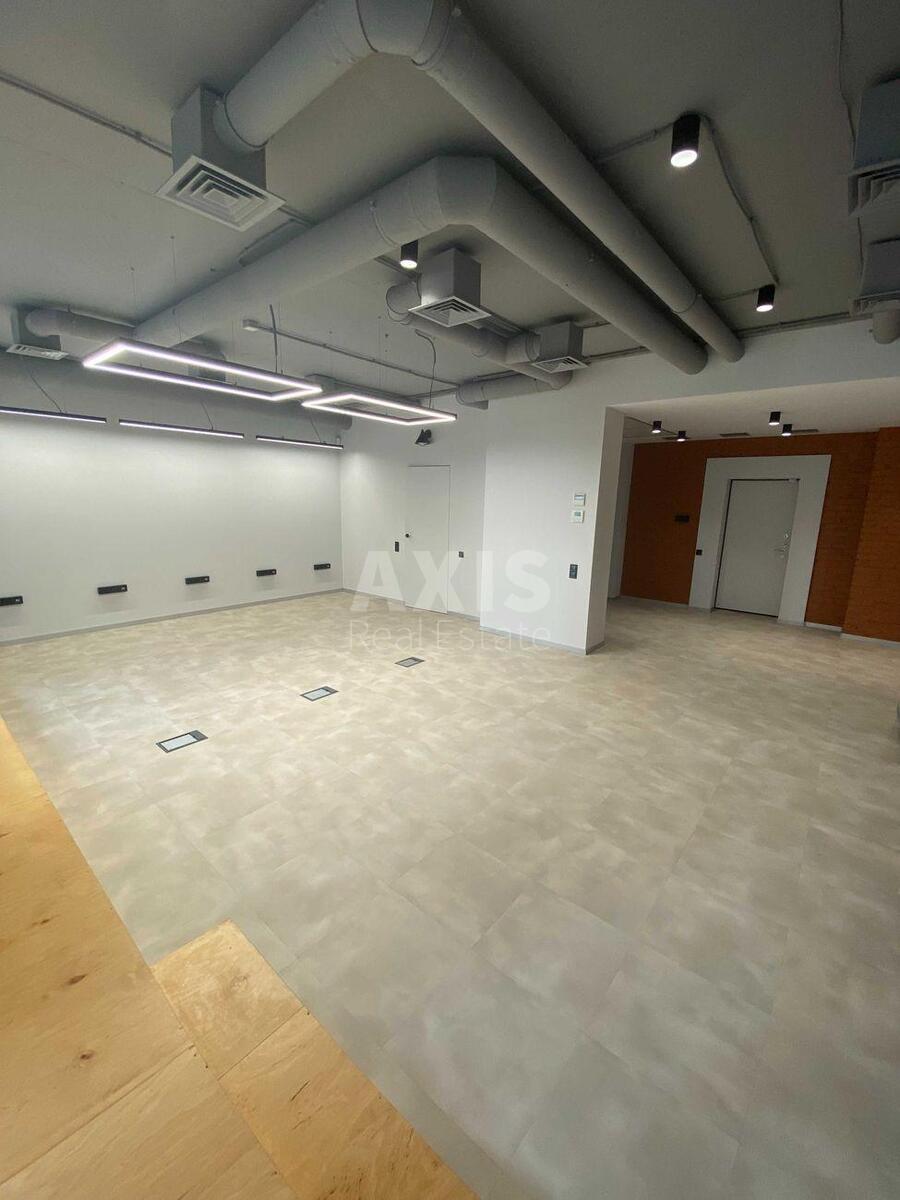 Office vul. Dragomyrova Myhajla 14А, 125m21