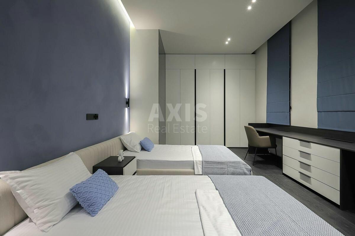 4k apartment prov. Laboratornyj 77