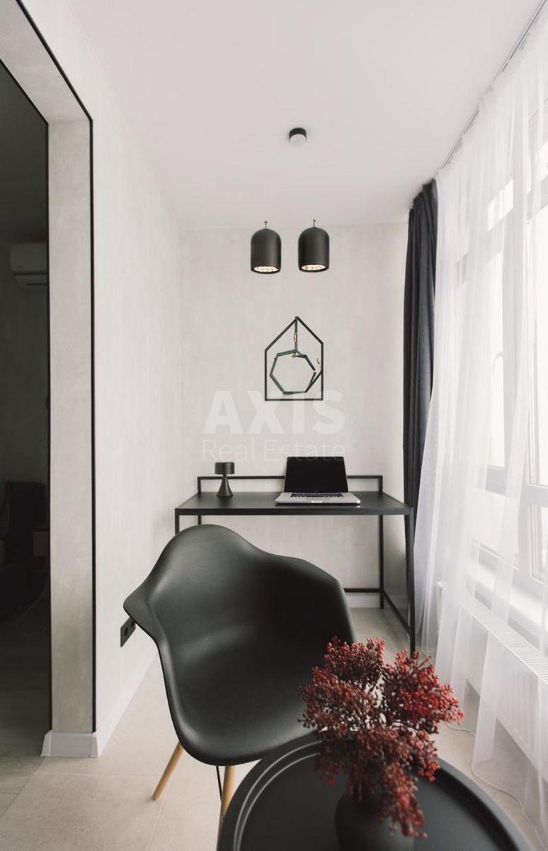2k apartment vul. Revuc'kogo 546