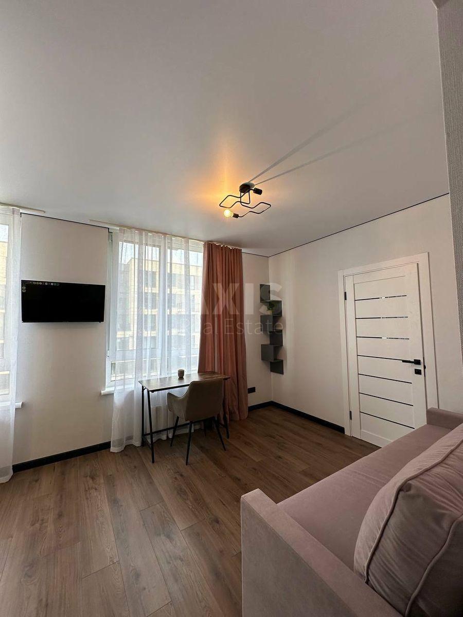 1k apartment vul. Saljutna 21