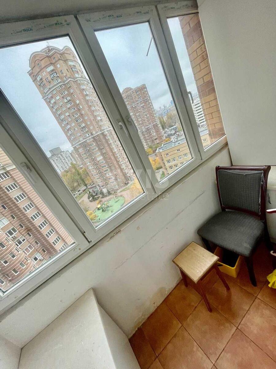 3k apartment vul. Golosii'vs'ka 135970811