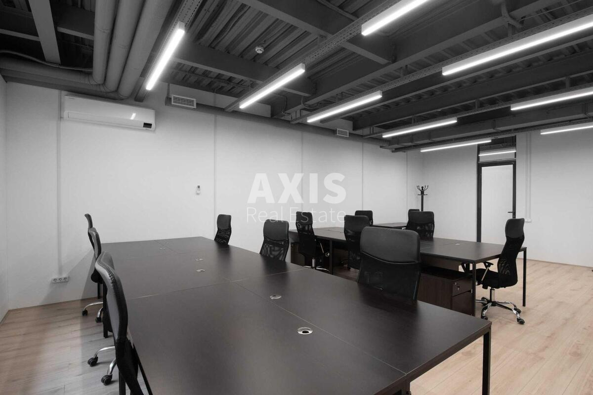 Office vul. Rustaveli Shota 11, 156m25