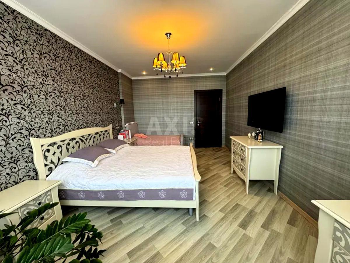 2к квартира пр-т Бажана Николая 8Б640086