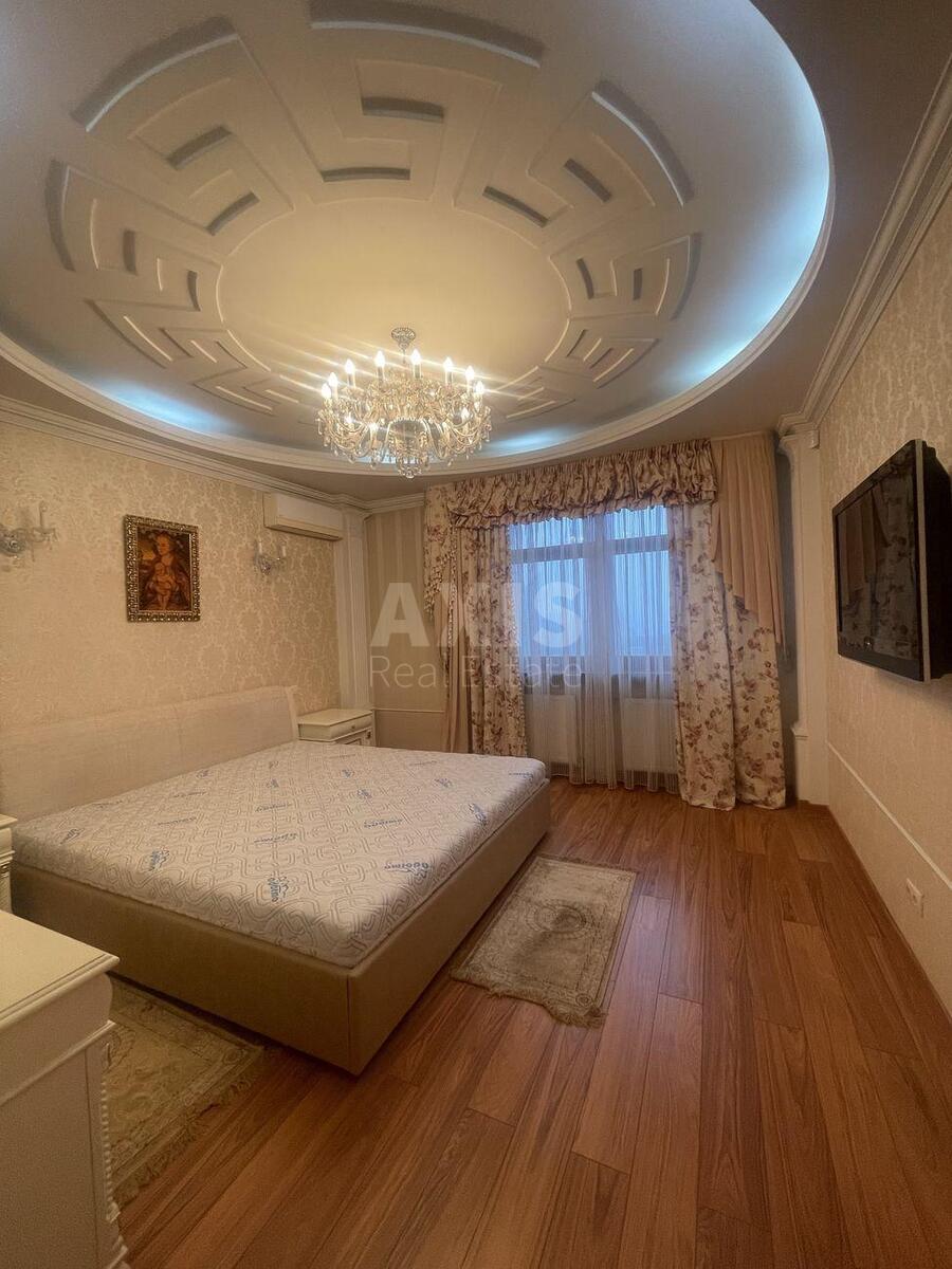 4k apartment vul. Jevgena Konoval'cja 32Б6253214