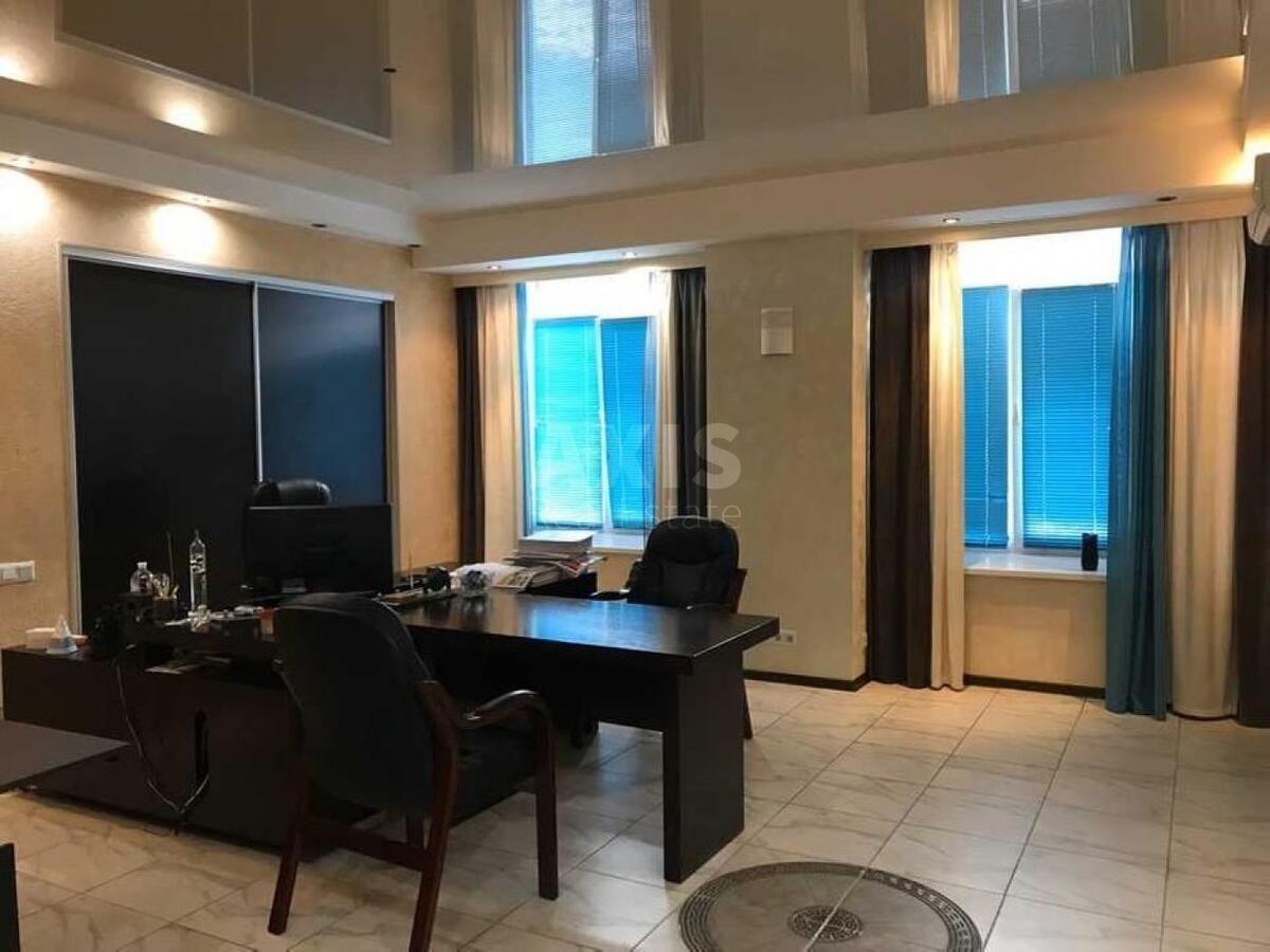 Trade object prov. Delegats'kyj 3, 257m2625980