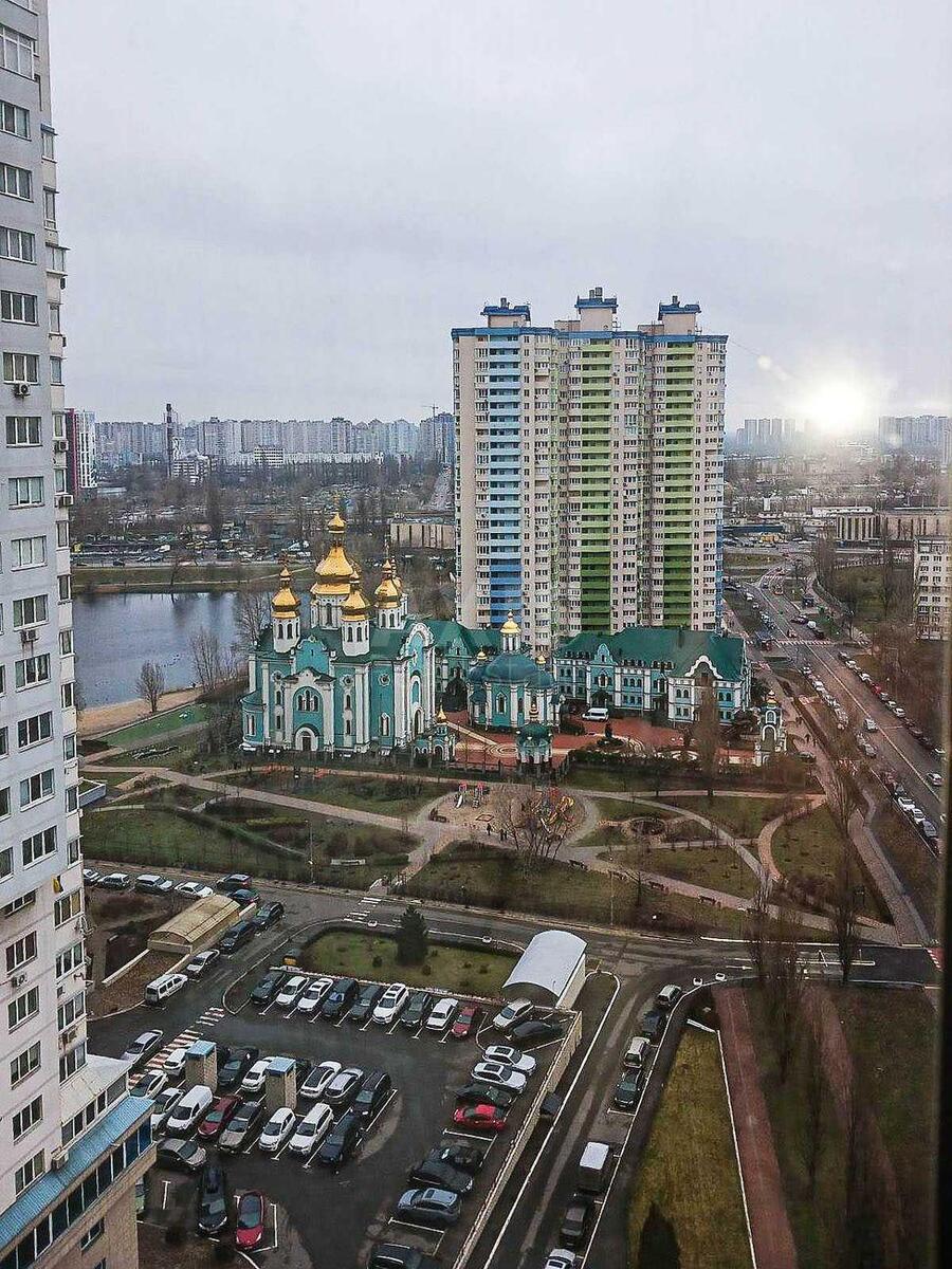 2k apartment vul. Shums'kogo Jurija 19