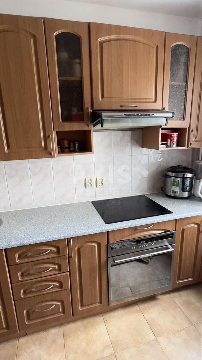 4k apartment vul. Bal'zaka Onore de 4