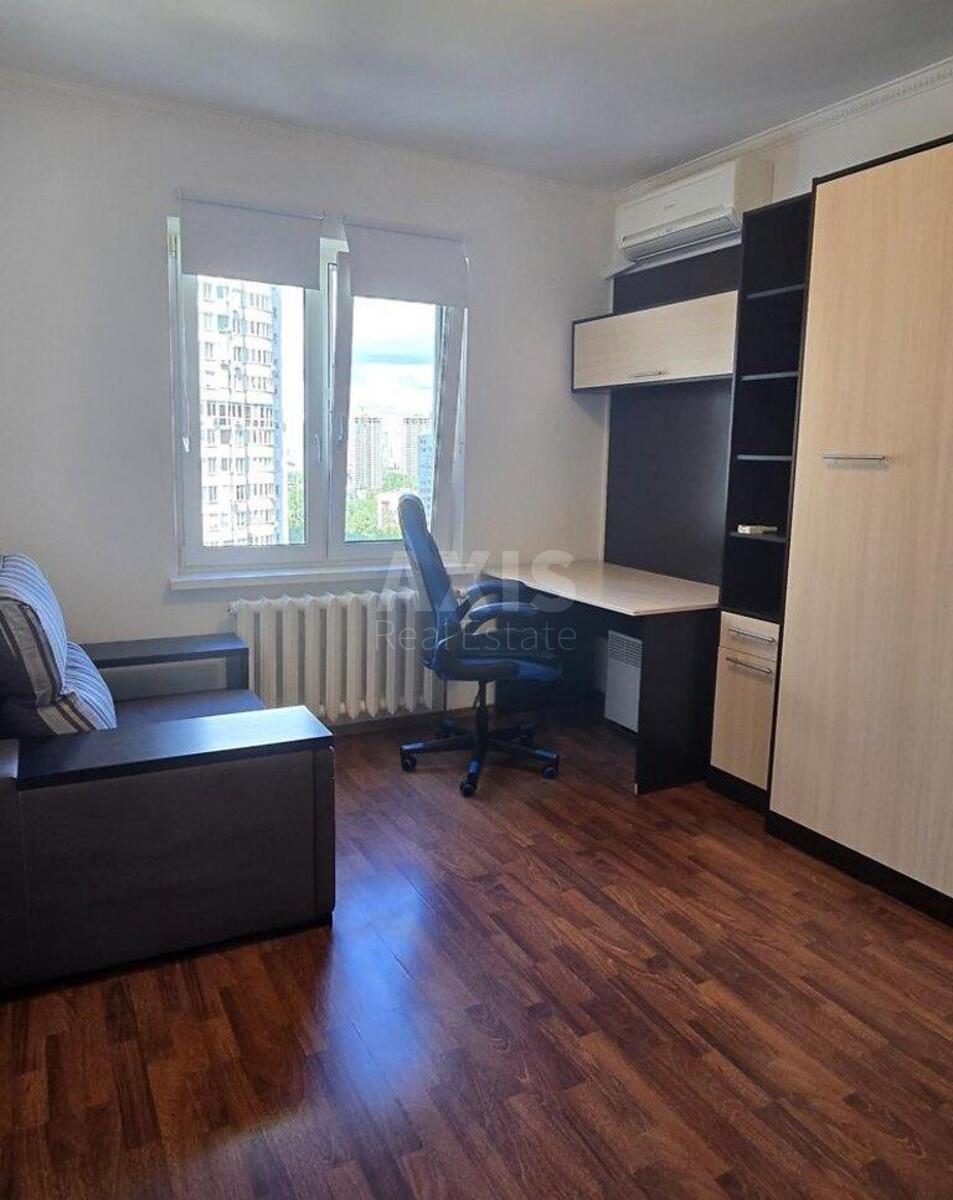3k apartment vul. Urlivs'ka 19580738