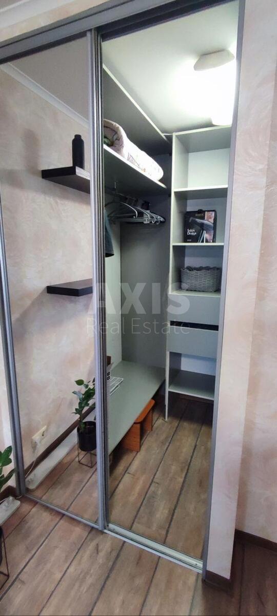 1k apartment vul. Entuziastiv 27617348