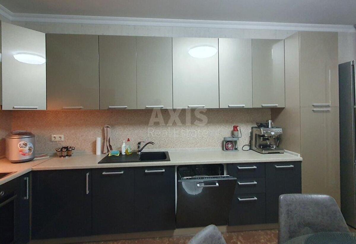 2k apartment vul. Voskresens'ka 14Б0