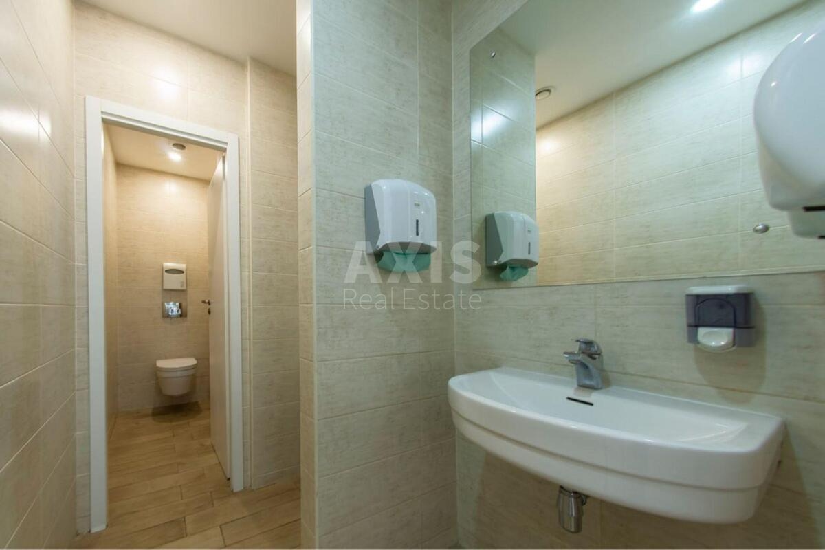 Офис ул. Жилянская 110, 500м28