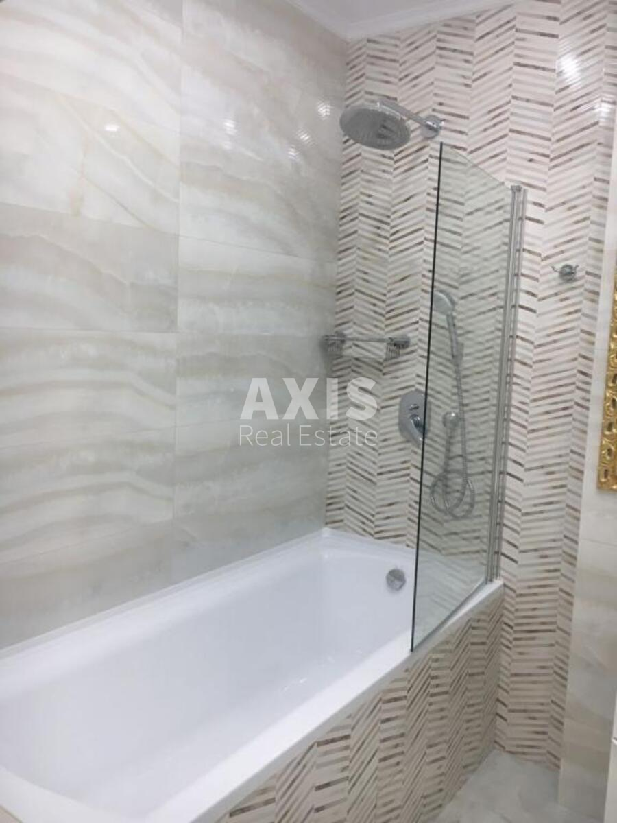 3к квартира ул. Трускавецкая 10д6
