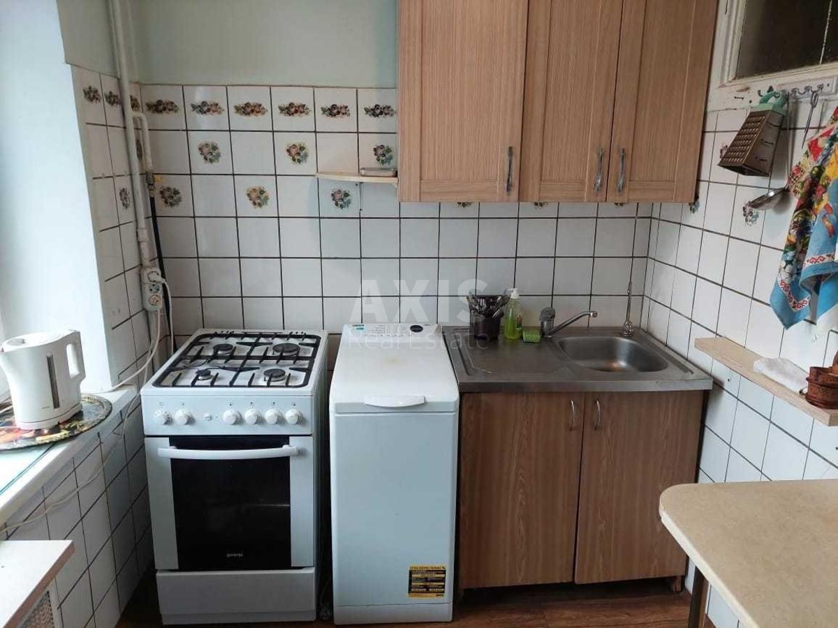 3k apartment vul. Serafymovycha 96