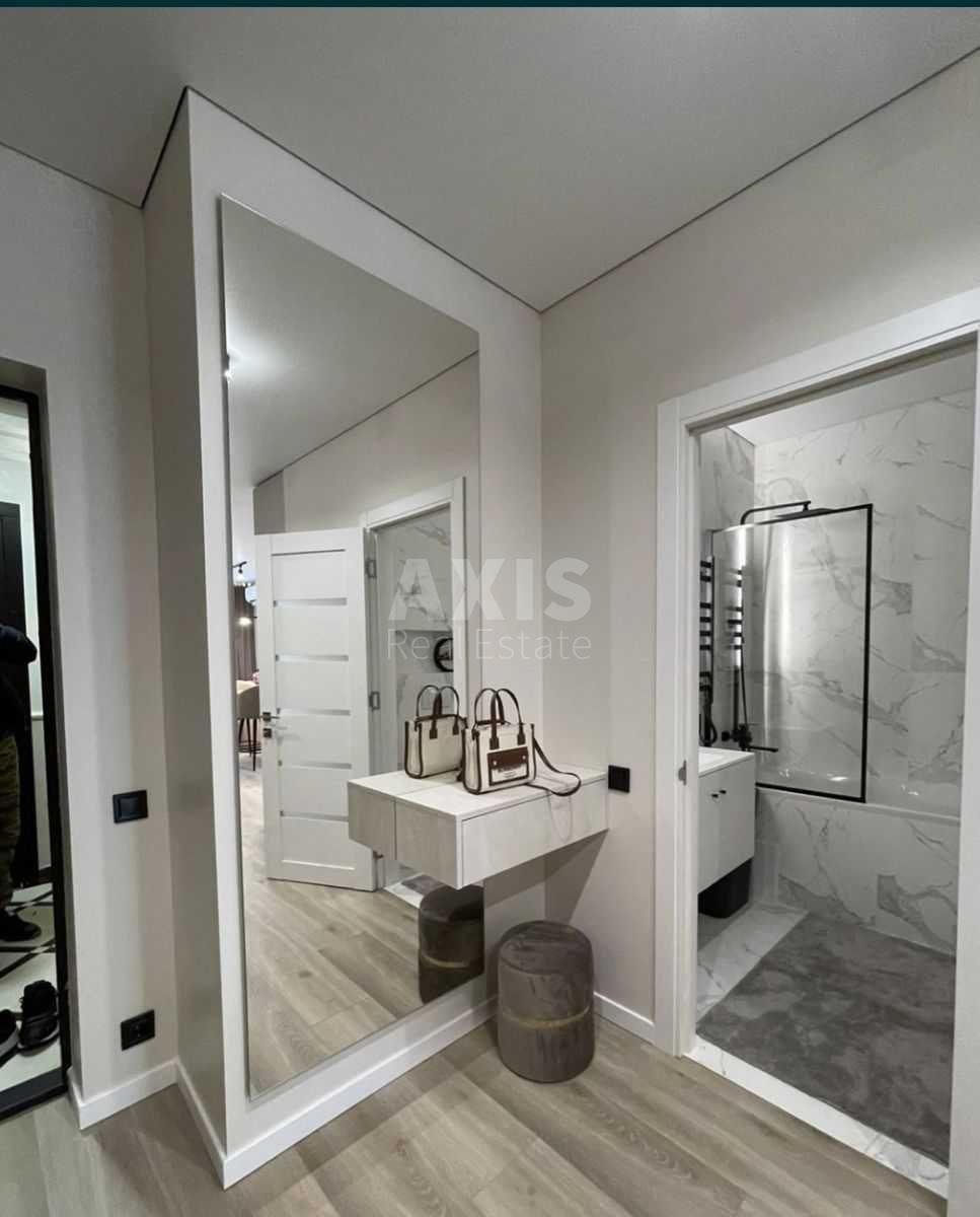 2k apartment vul. Antonovycha 1098