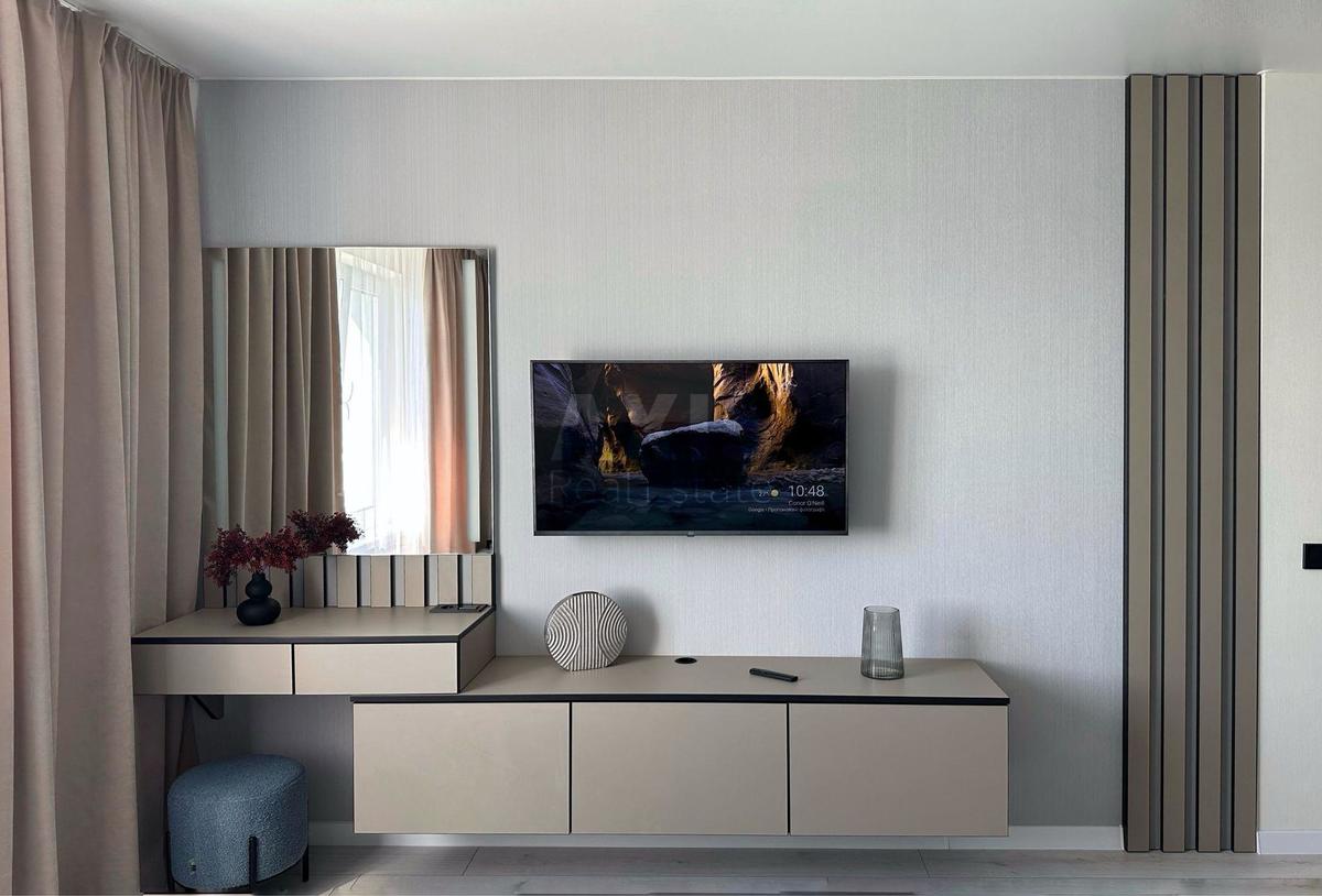 2k apartment vul. Revuc'kogo 544