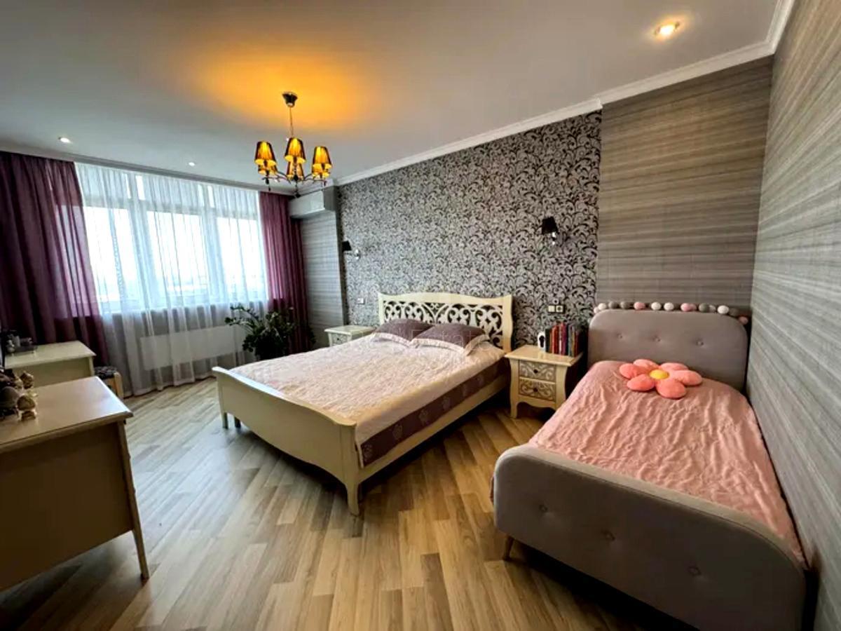 2k apartment pr-t Bazhana Mykoly 8Б640084