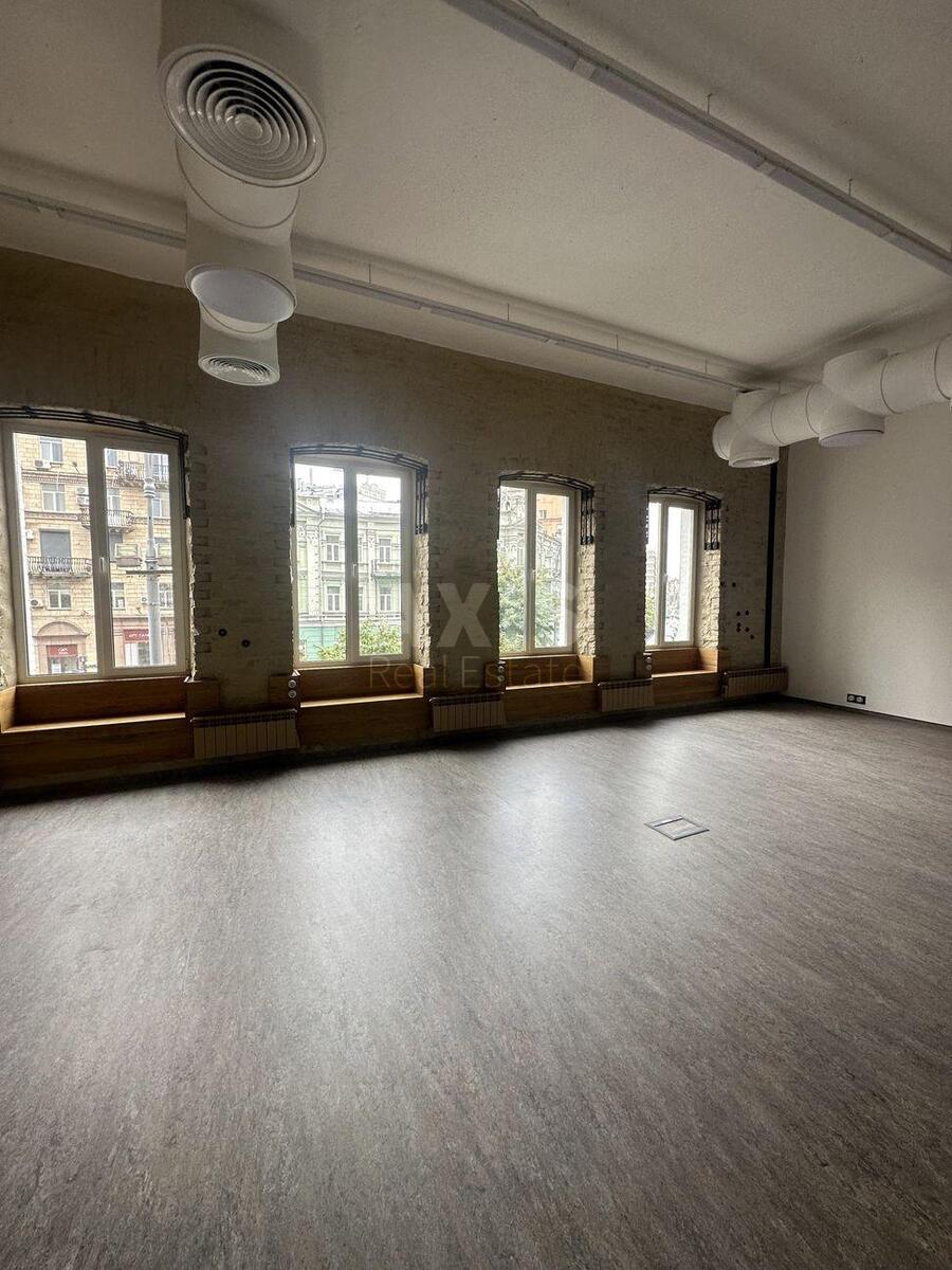 Office vul. Velyka Vasyl'kivs'ka 13/1, 420m2598406