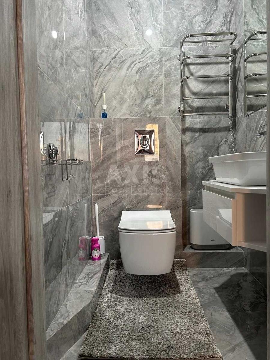 3k apartment vul. Liskivs'ka 3112