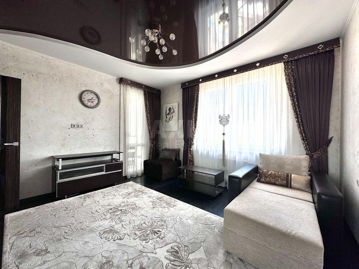 3к квартира пр-т Голосеевский 586