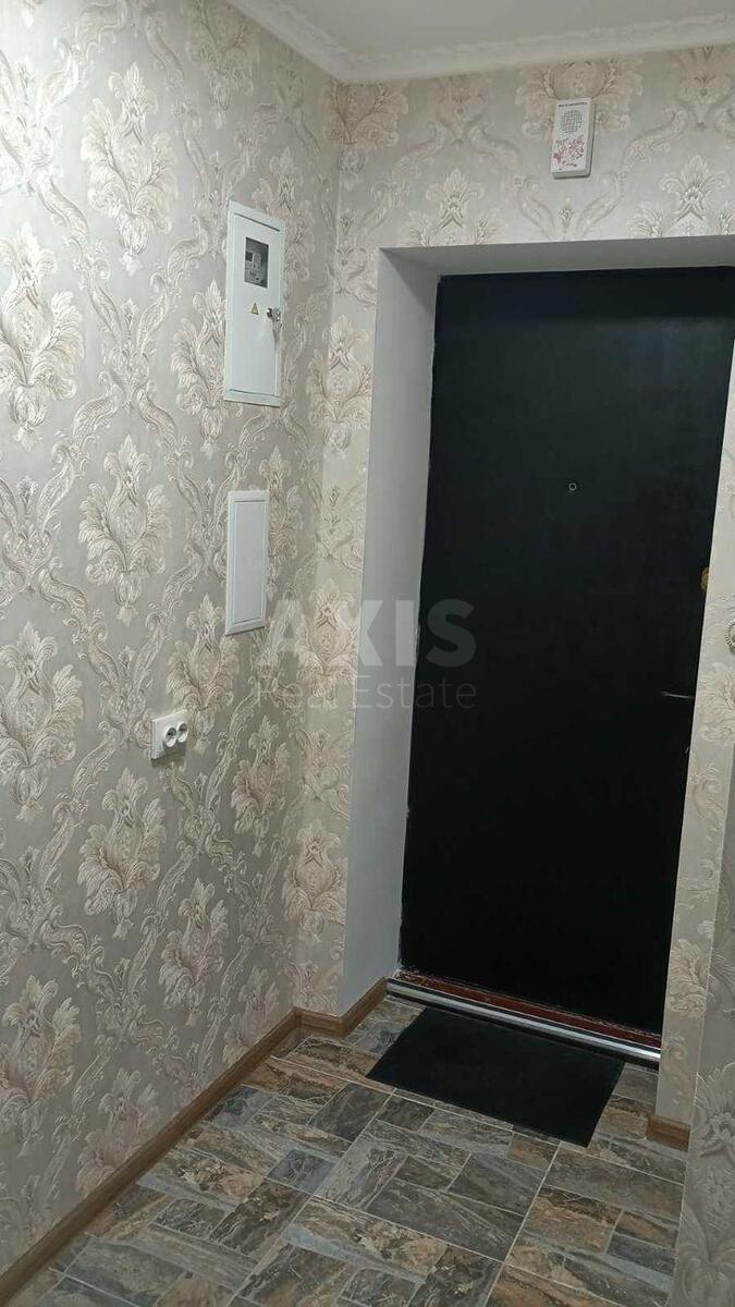 1k apartment vul. Chervonopil's'ka 163