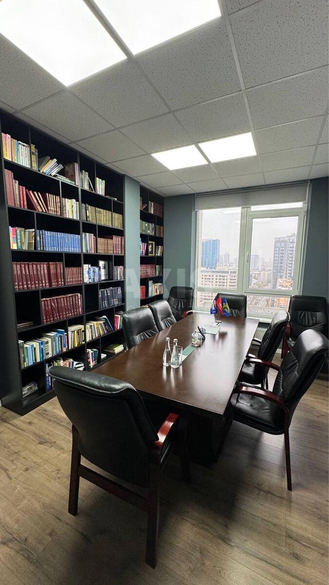 Office vul. Zhyljans'ka 68, 118m260876