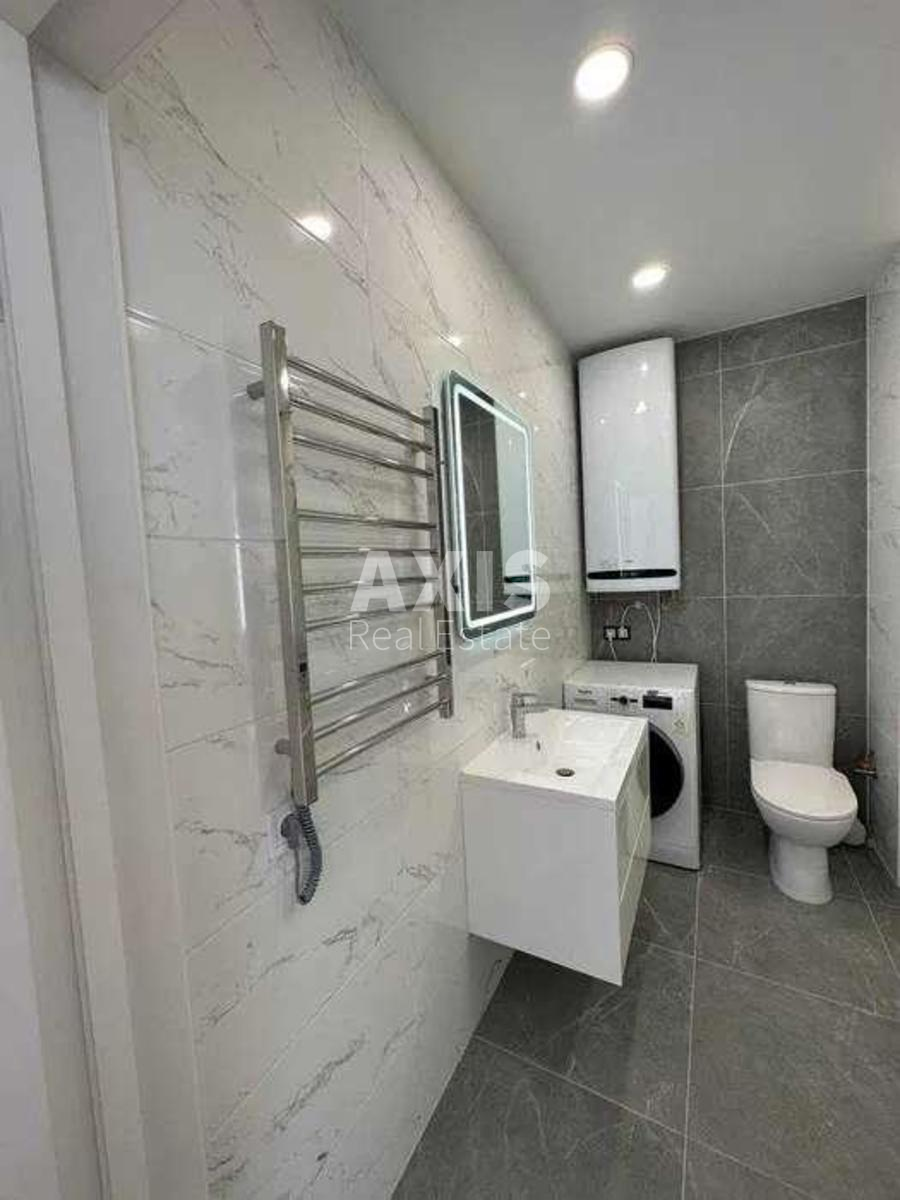 1k apartment pr-t Yevropeyskoho Soyuzu 19248733