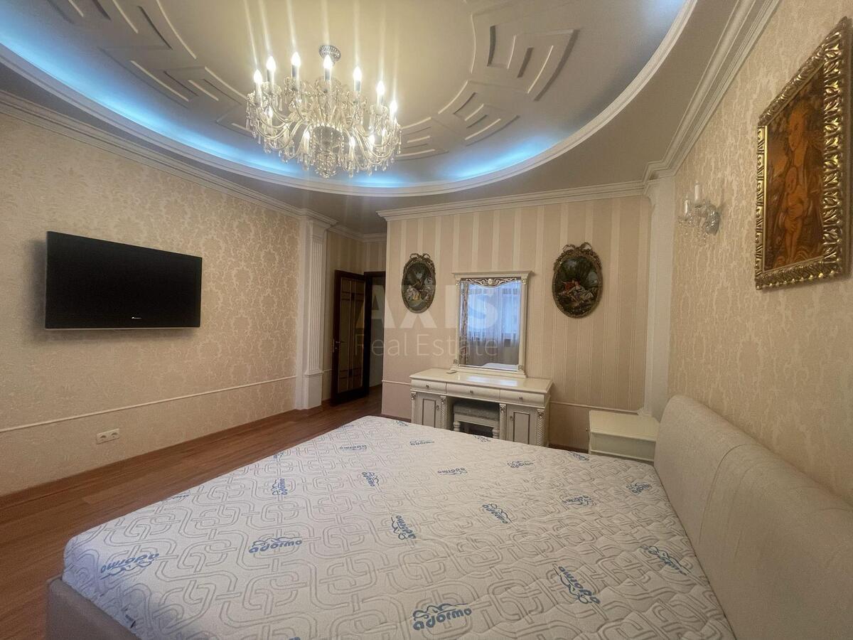 4k apartment vul. Jevgena Konoval'cja 32Б6253215