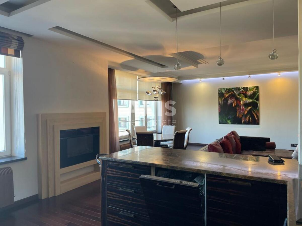 5k apartment vul. Kruglouniversytets'ka 3-52