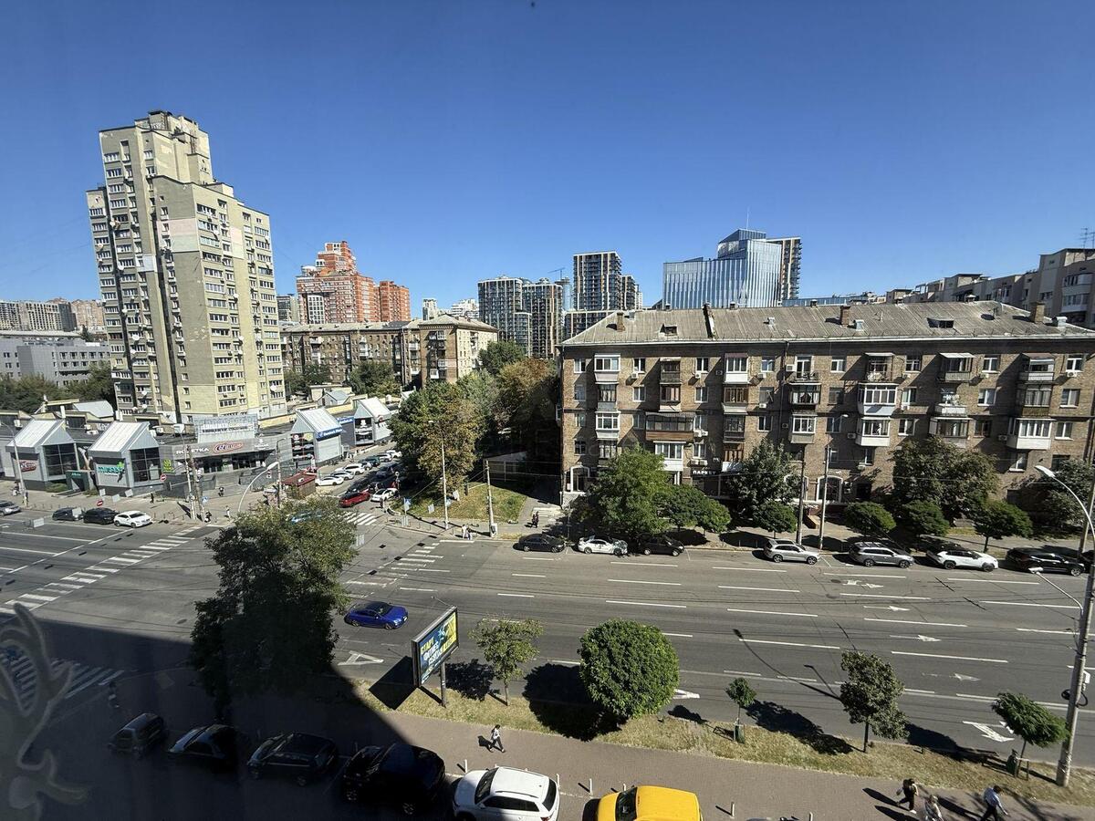 Офис ул. Антоновича 172, 165м26252112