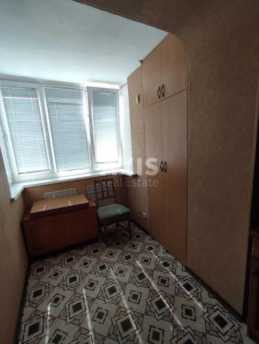 2к квартира ул. Ахматовой Анны 7/155