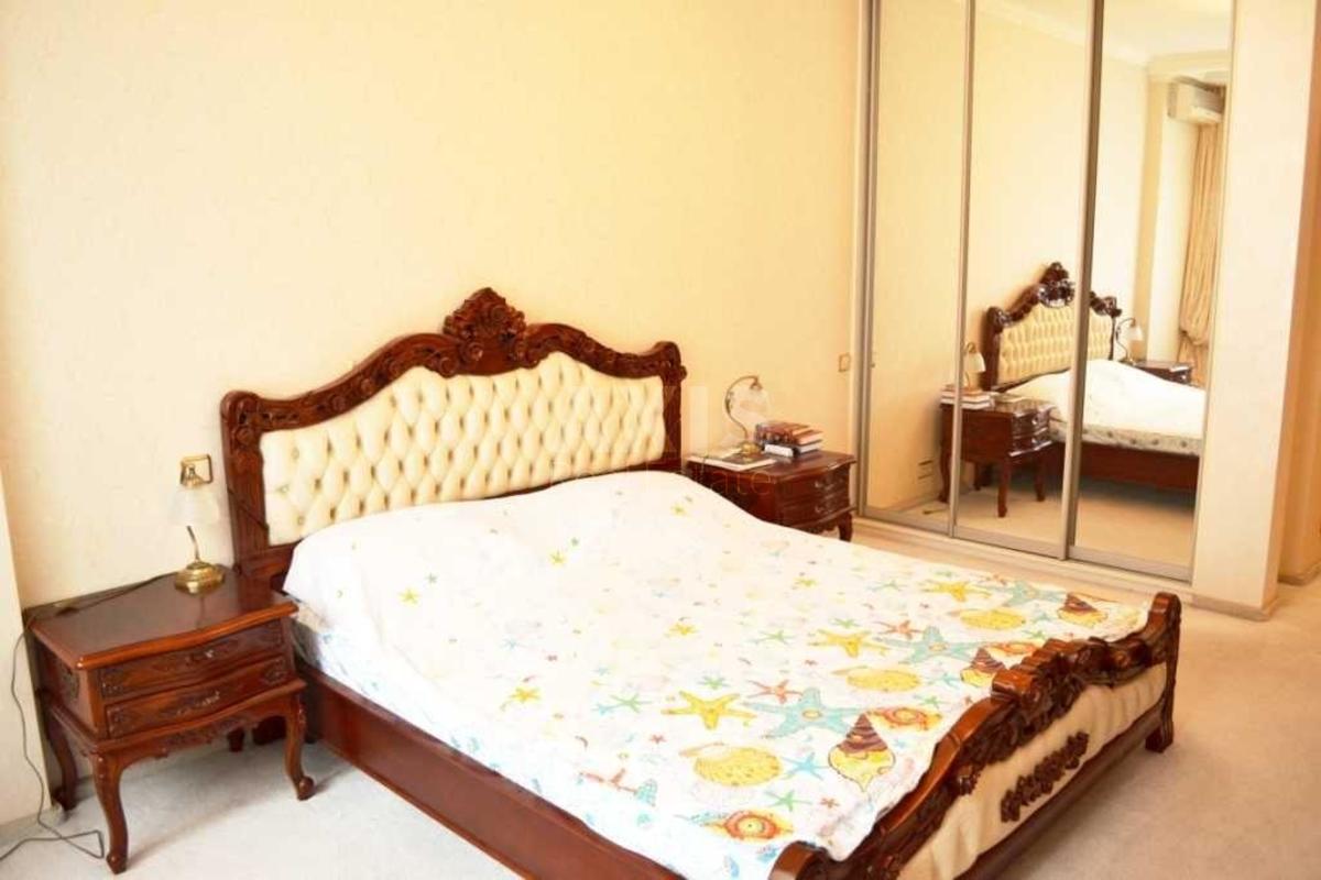 2k apartment vul. Barbjusa Anri 162