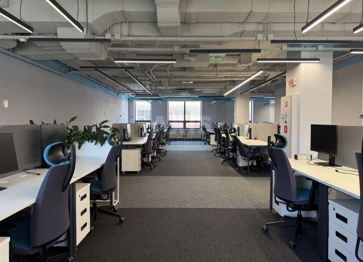 Office vul. Gajdara 58/10, 728m2