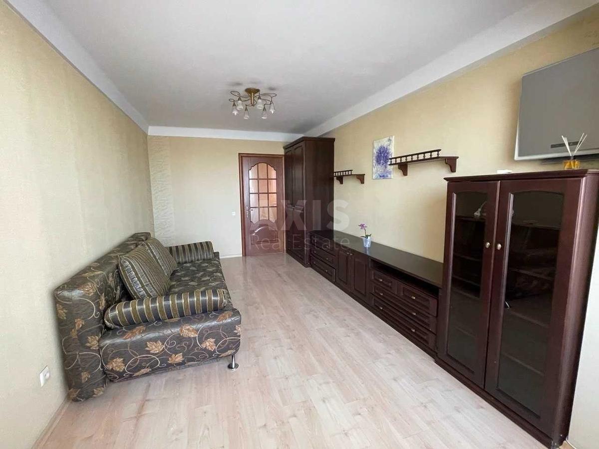 1k apartment vul. Vasyl'kivs'ka 21