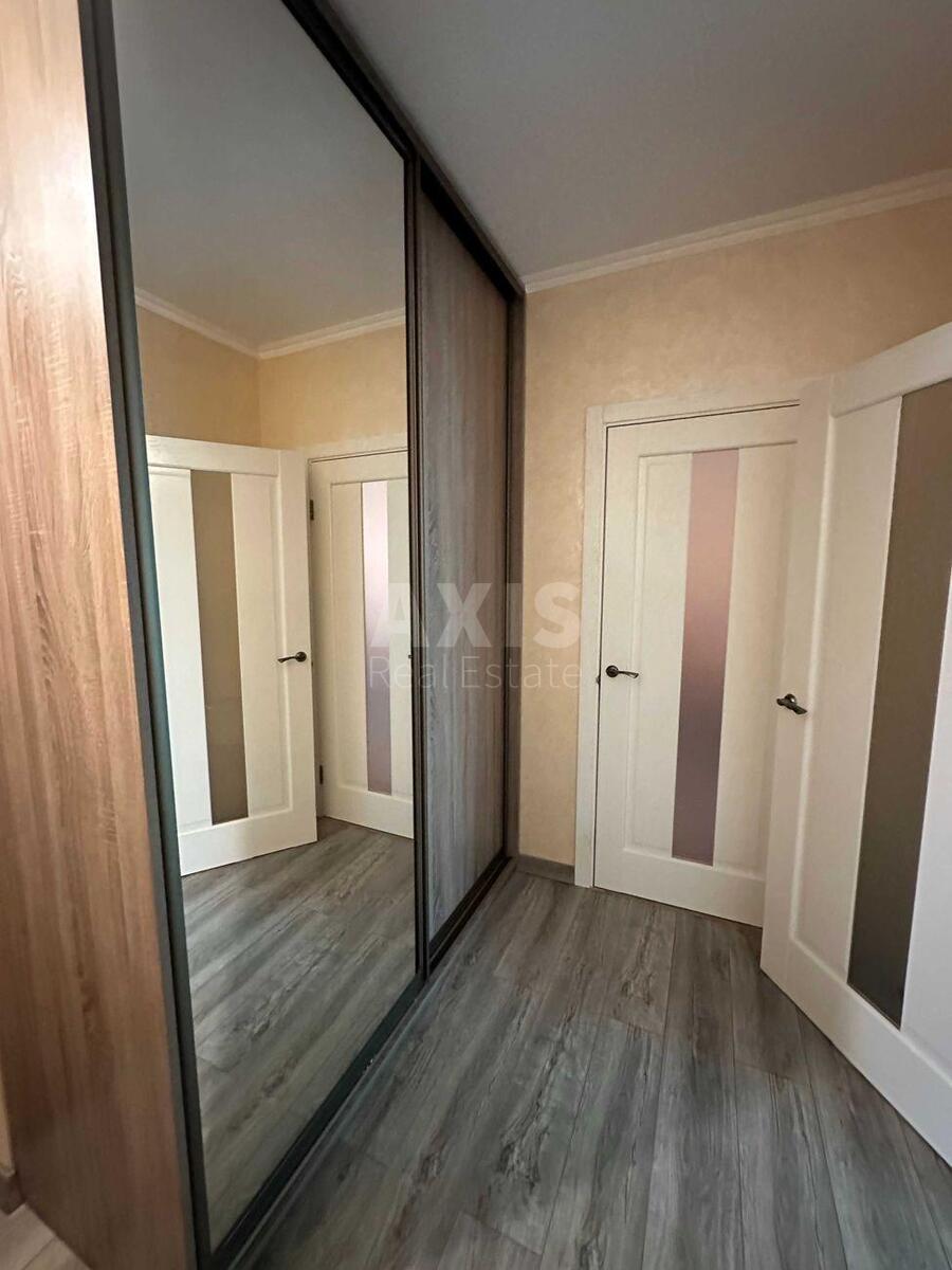 2k apartment vul. Petra Kalnyshevs'kogo 1410
