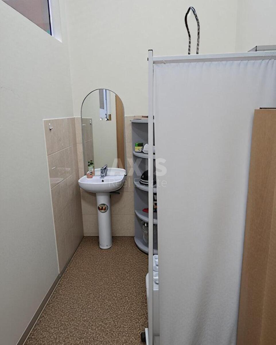 Office bul. Lesi Ukrai'nky 21А, 68m2595827