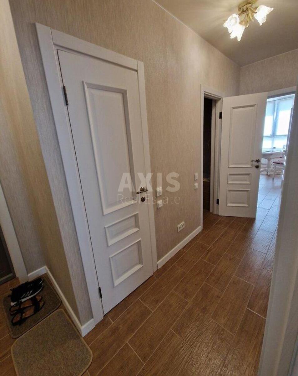 2k apartment vul. Dragomanova 108